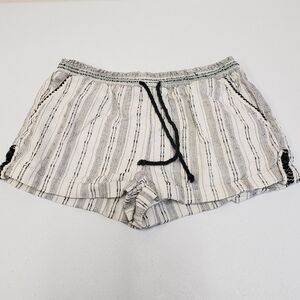 Ethereal by Paper Crane Womens Shorts Size Medium